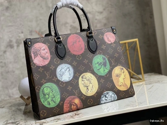 LOUIS ONTHEGO MM VUITTON 0524